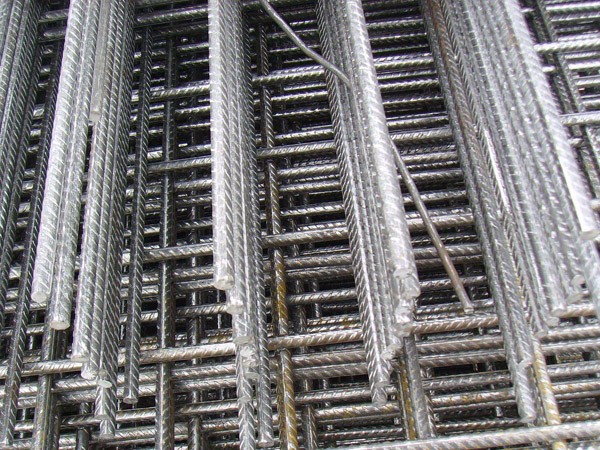 熱軋帶肋鋼筋網(wǎng)